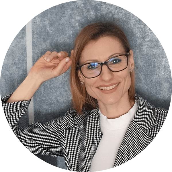 Mühl-Kovács Linda, a HappiNest szerzője